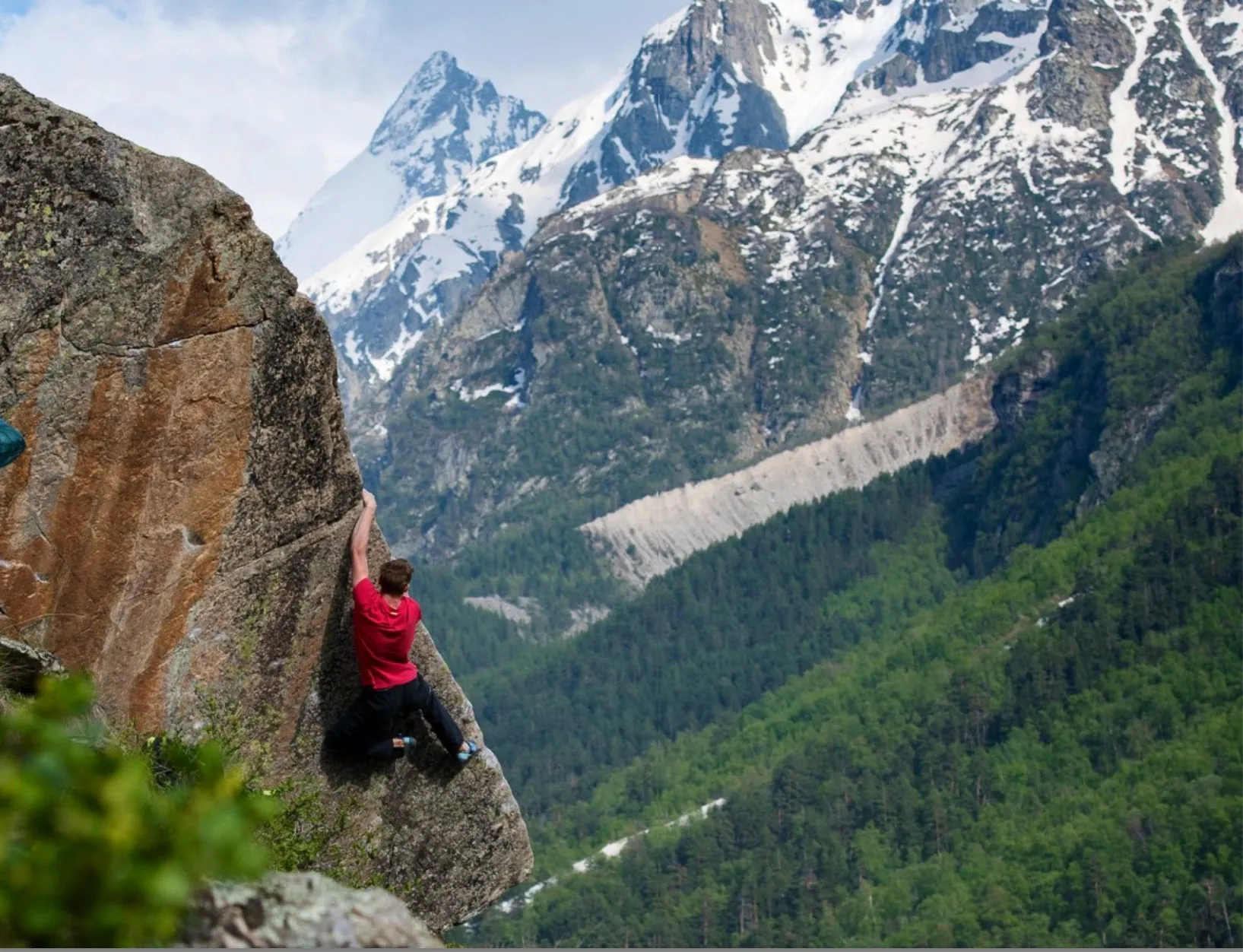 Vadim Timonov. Elbrus, Kabardino -Balkariya, Russia. Photo Leo Zhukov